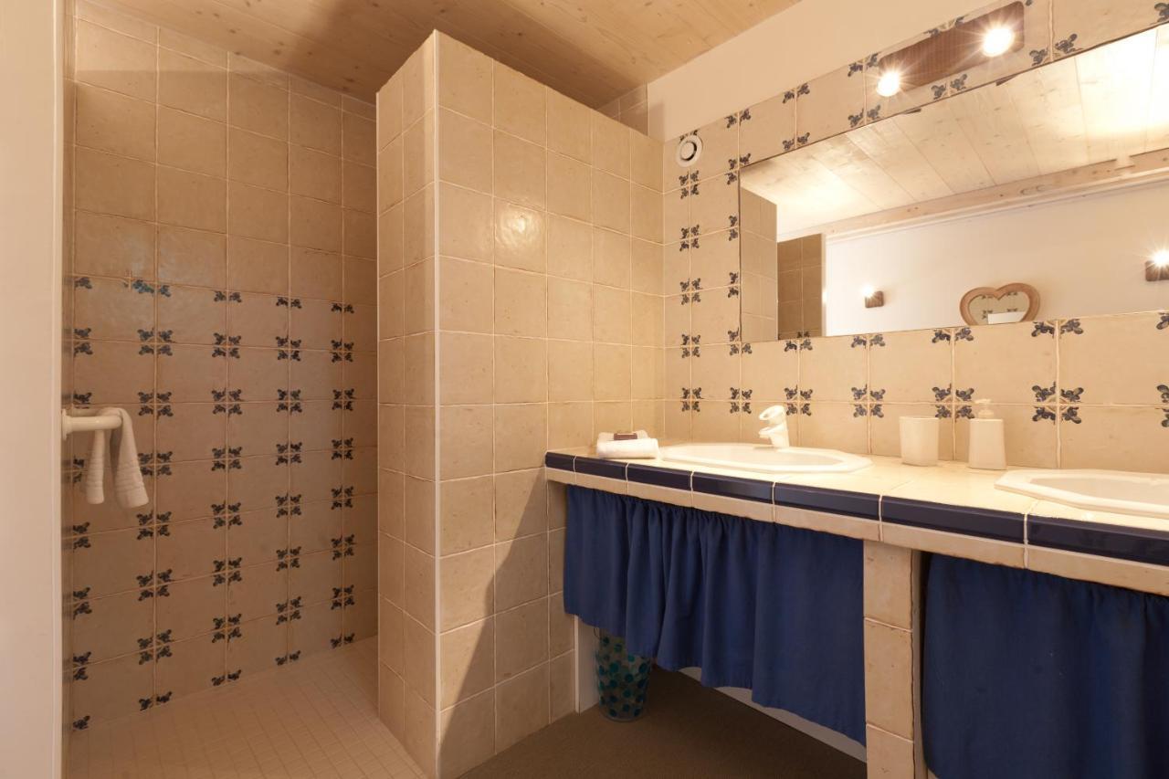 Domaine De La Combotte Bed & Breakfast Nantoux Luaran gambar