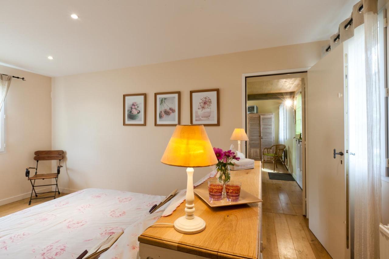 Domaine De La Combotte Bed & Breakfast Nantoux Luaran gambar