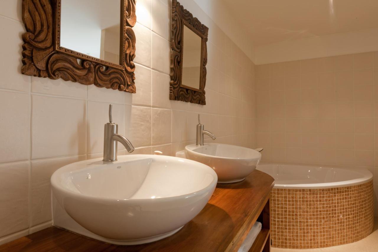 Domaine De La Combotte Bed & Breakfast Nantoux Luaran gambar
