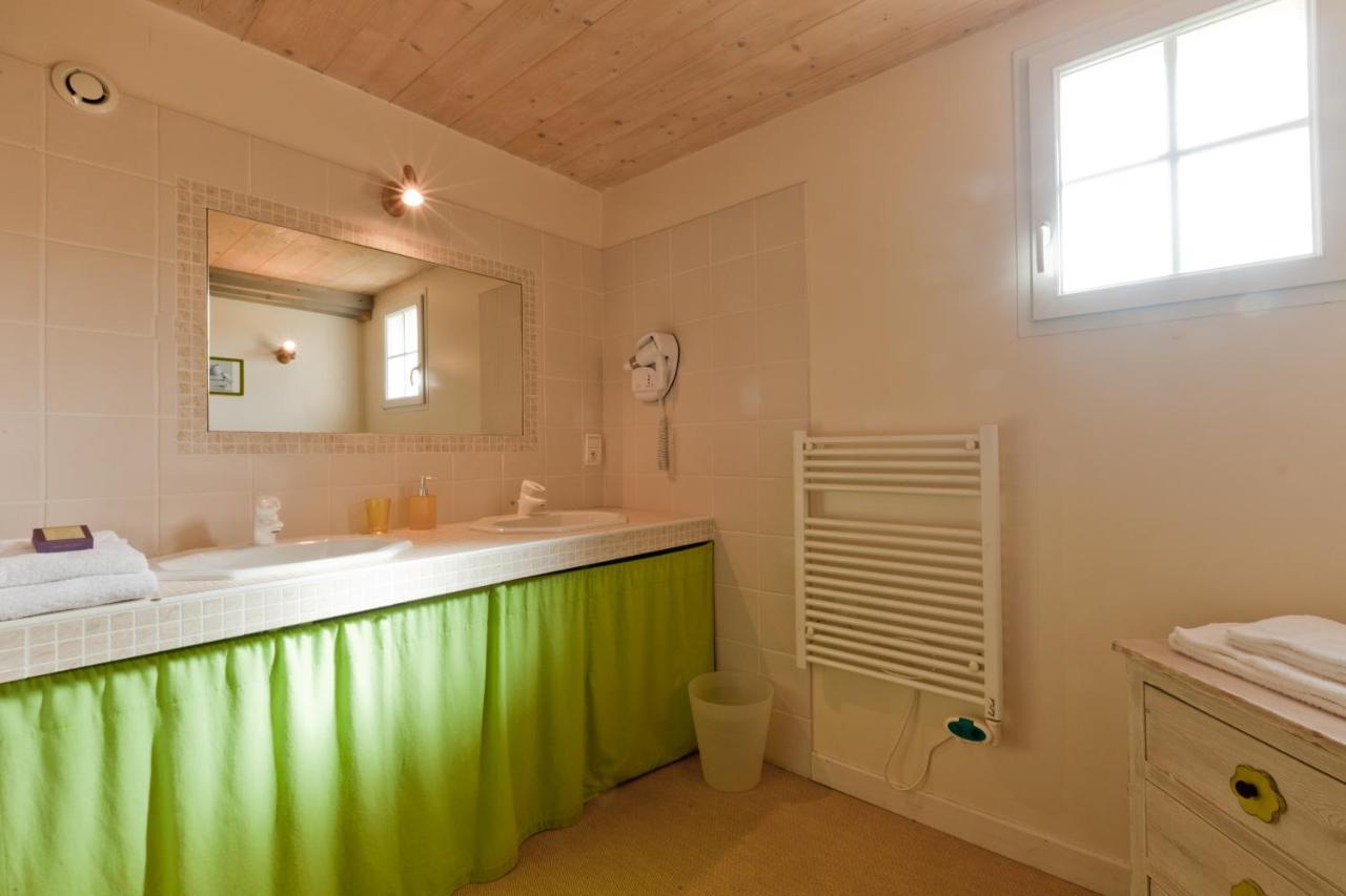 Domaine De La Combotte Bed & Breakfast Nantoux Luaran gambar